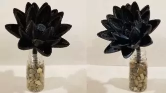 2 different black lotus desk toys show for the article MTG Black Lotus DIY Project
