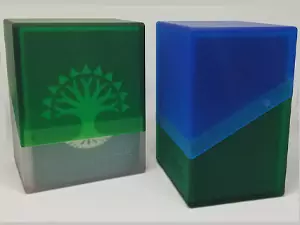One of the basic and best MTG accessories Ultimate Guard Boulders 80+ for Commander decks. Shown here are 2 80+ Boulders for a Green/White deck and a Blue/Green deck.
